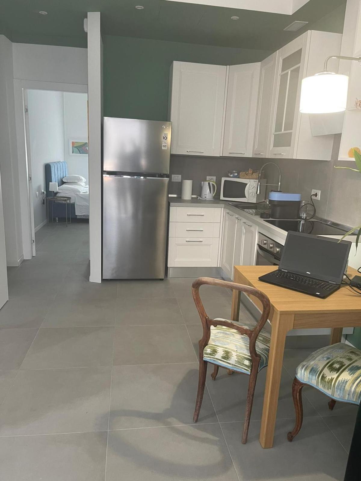 Home Suite Home With Free Parking - Parcheggio Gratuito Porta Romana Suite Newly 2 Bedrooms Apartment With 2 Bathrooms Subway Metro 3 Stops To Duomo Milano Esterno foto